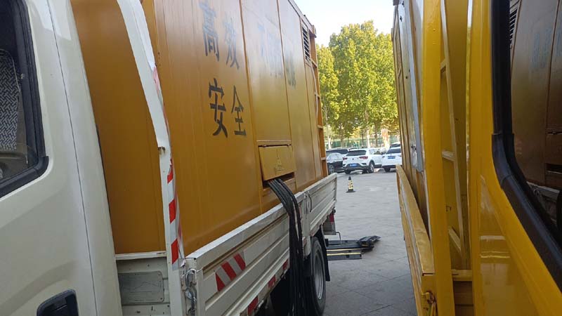 通海如何判断柴油发电机组和UPS电源的切换时间是否符合要求？